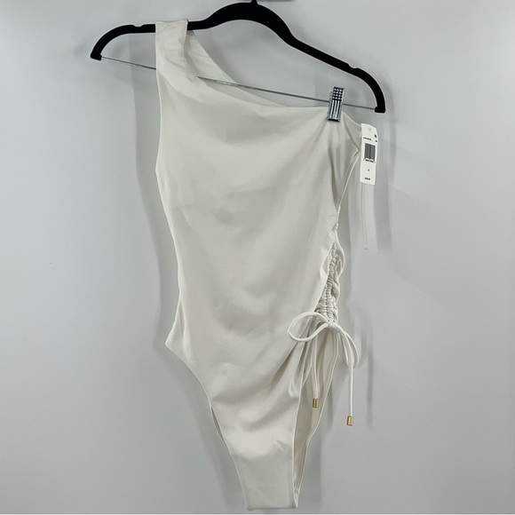 Jonathan Simkhai Addyson One Shoulder One Piece Swimsuit in White NWT size Small - Picture 4 of 11